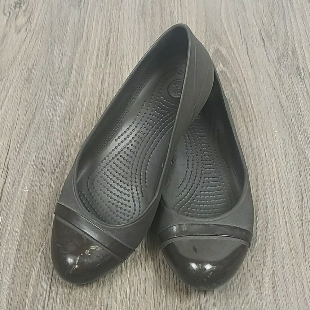 Crocs brown rubber  ballet flats size 7‎